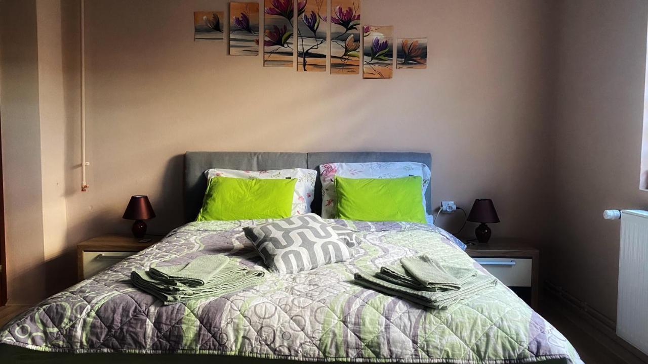 Apartman-Suite Marinero Vârşeţ Exterior foto